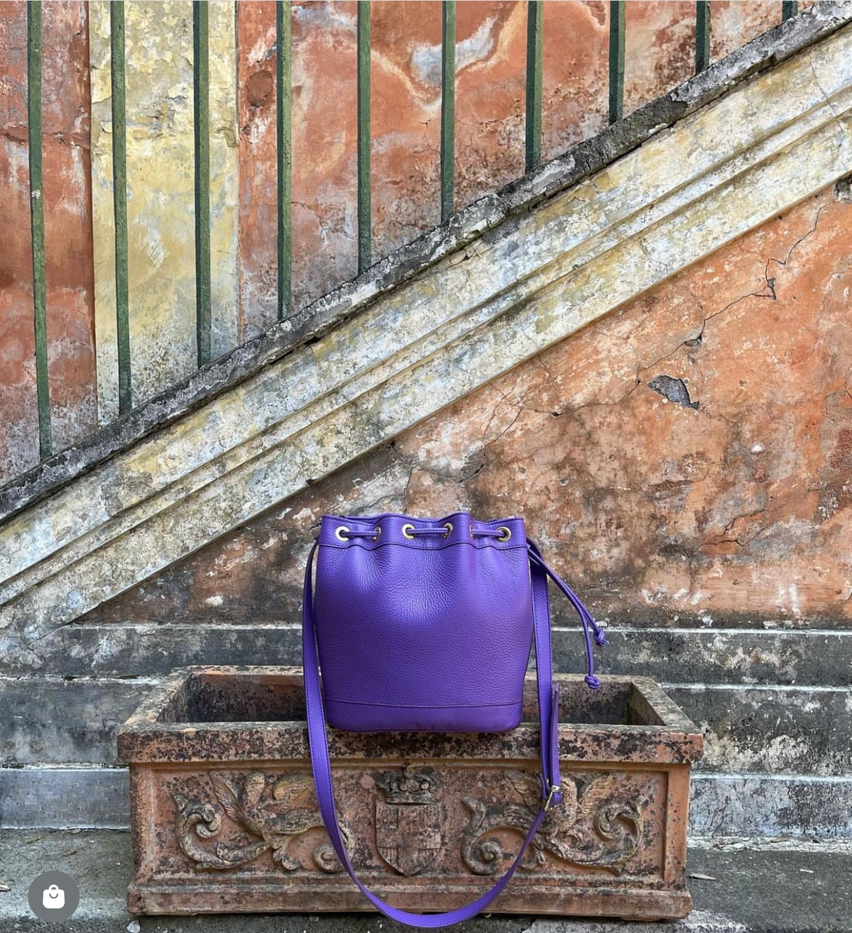Amira Medium Bucket Bag Purple