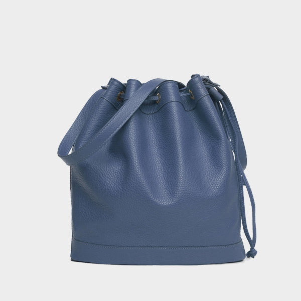 Amira Bucket