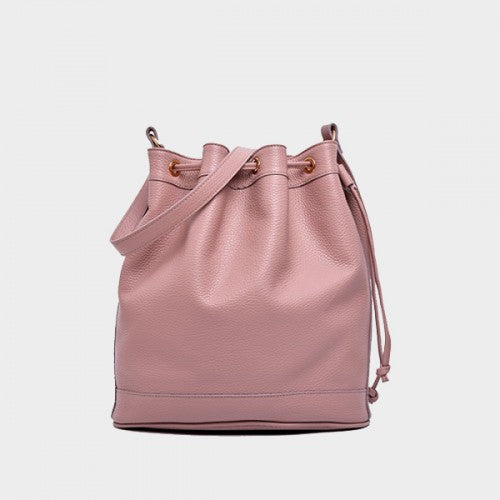 Amira Bucket